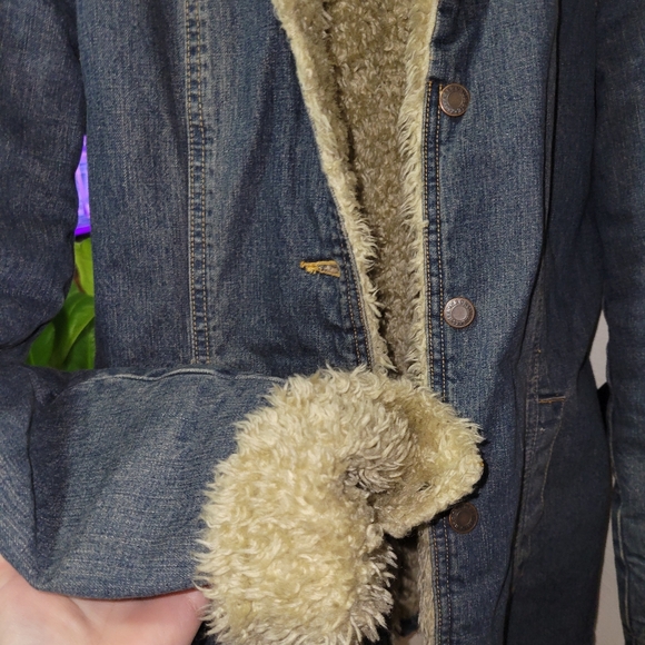 Abercrombie & Fitch Denim Faux Fur Jacket S - Picture 5 of 6